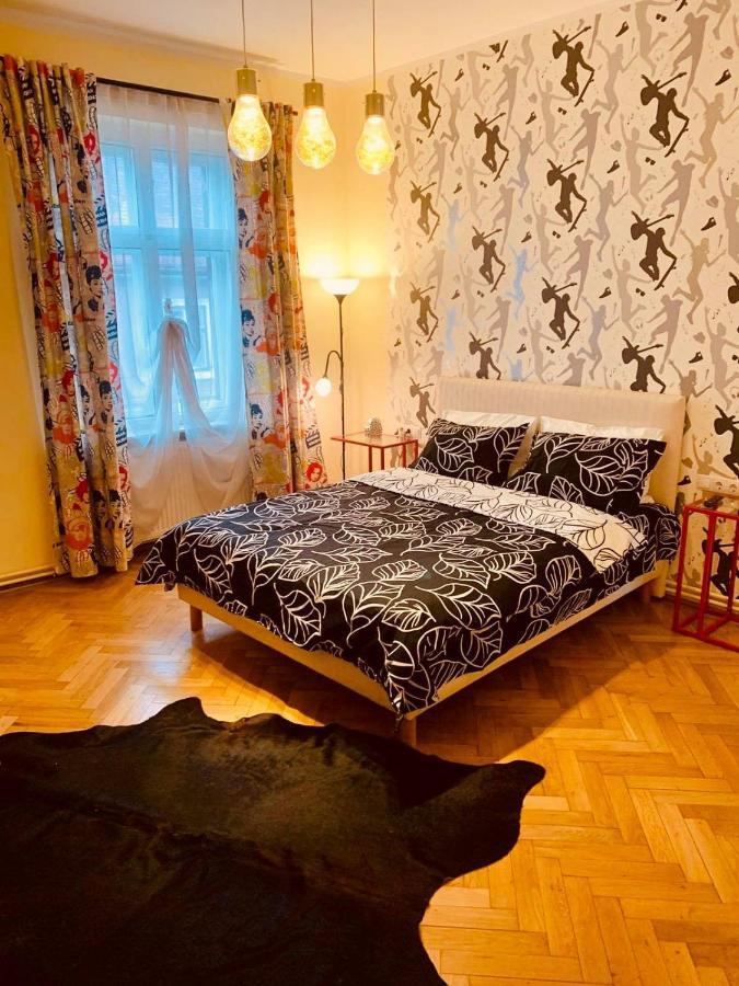 Cinematheque Ultracentral Apartment Sibiu Eksteriør bilde