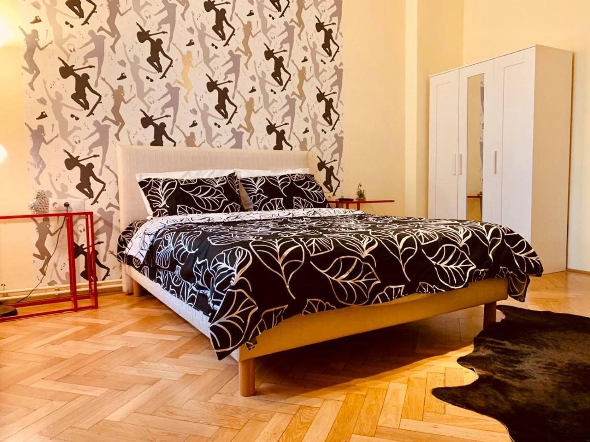 Cinematheque Ultracentral Apartment Sibiu Eksteriør bilde